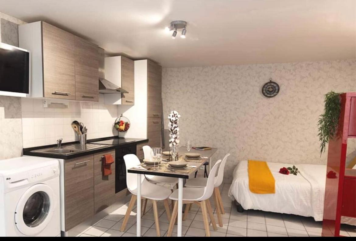 Appart Illy Cosy Et Confortable Saint-Etienne  Exterior photo